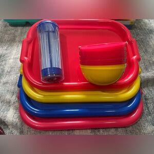 New set of 4 trays, 20 bowls and a straw holder